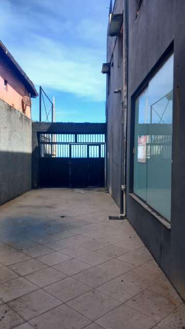 Prédio em Itapuã com 485m² à venda por R$ 2.400.000,00