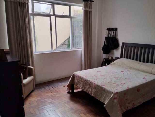 Apartamento na Graça com 3 quartos e 1 suíte, 120m² à venda por R$ 380.000,00