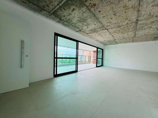 Apartamento no Alphaville I com 4 suítes, 203m² à venda por R$ 2.700.000,00