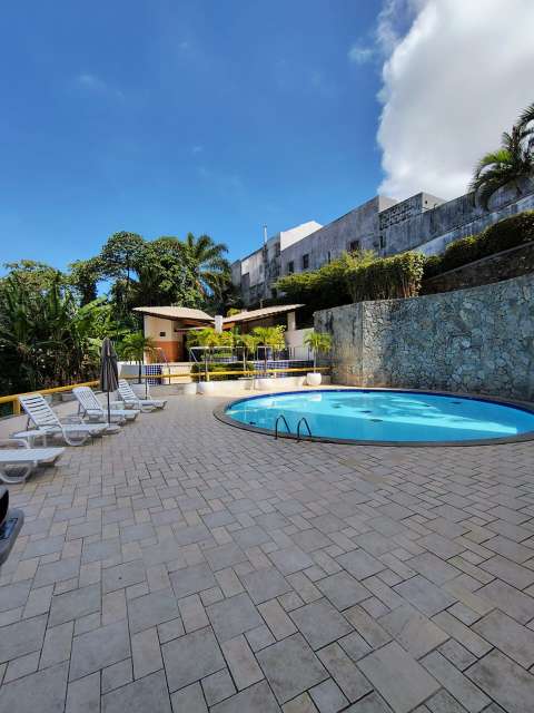 Apartamento com 3 quartos e 1 suíte, 87,00 m² para alugar por R$ 2.600,00 - Cidade Jardim - Salvador/BA