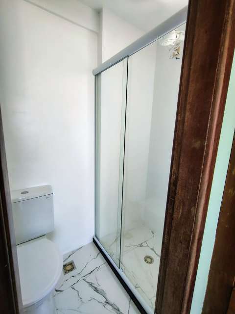 Apartamento com 3 quartos e 1 suíte, 87,00 m² para alugar por R$ 2.600,00 - Cidade Jardim - Salvador/BA