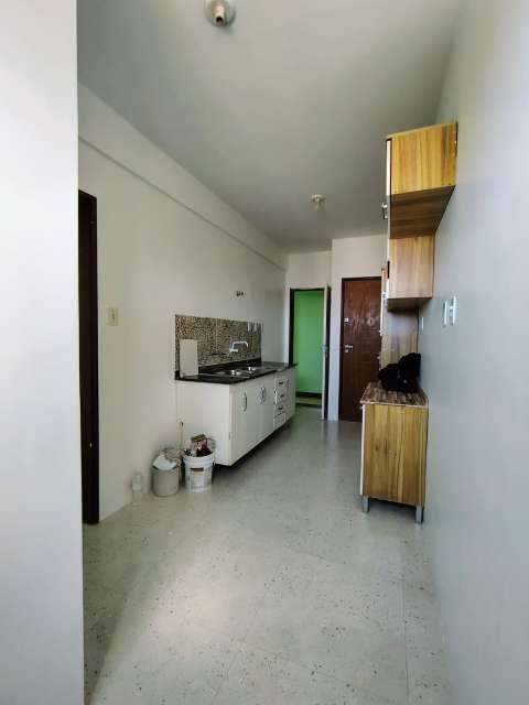 Apartamento com 3 quartos e 1 suíte, 87,00 m² para alugar por R$ 2.600,00 - Cidade Jardim - Salvador/BA