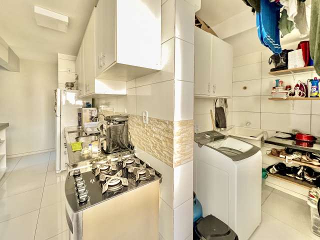 Apartamento no Imbuí com 2 quartos e 1 suíte, 69m² à venda por R$ 375.000,00