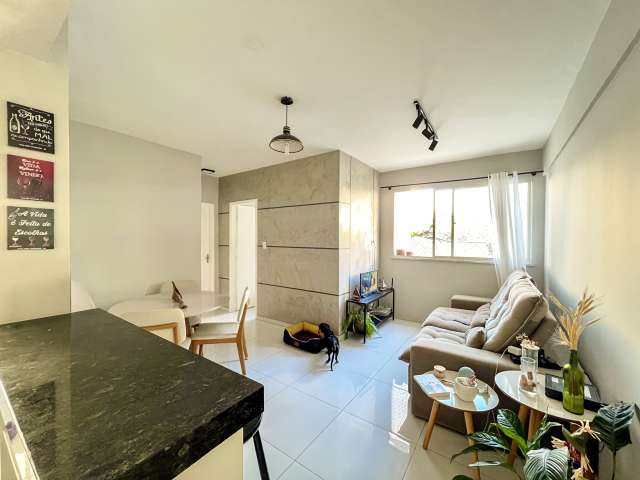 Apartamento no Imbuí com 2 quartos e 1 suíte, 69m² à venda por R$ 375.000,00