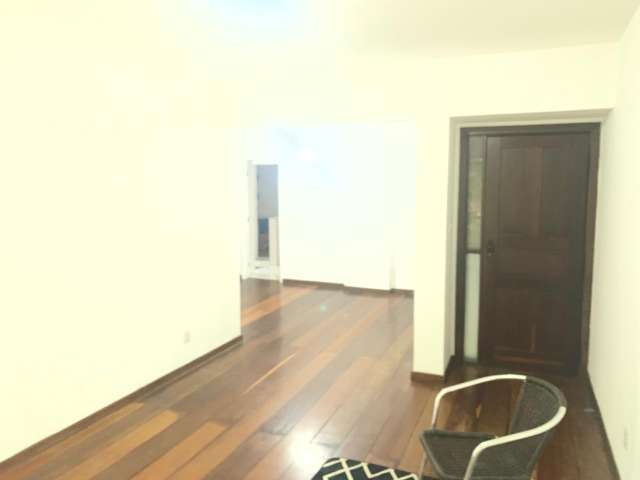 Apartamento com 3 quartos e 1 suíte, 90,00 m² para alugar por R$ 2.094,00 - Ondina, Salvador/BA