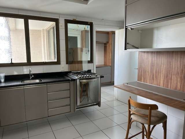 Apartamento no Corredor da Vitória com 4 suítes, 181m² à venda por R$ 2.900.000,00