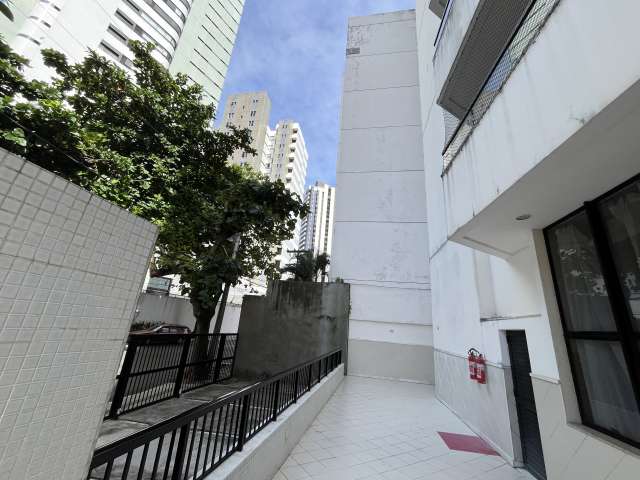 Apartamento na Ondina com 1 quarto, 49m² à venda por R$ 450.000,00