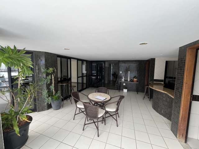 Apartamento na Ondina com 1 quarto, 49m² à venda por R$ 450.000,00