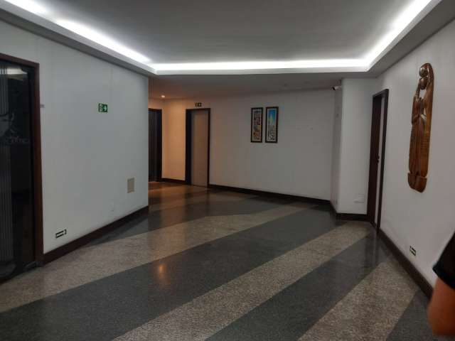 Sala  PORTEIRA FECHADA na Garibaldi com 59m² à venda por R$ 365.000,00