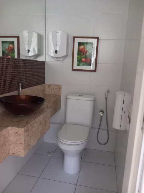 Sala  PORTEIRA FECHADA na Garibaldi com 59m² à venda por R$ 365.000,00