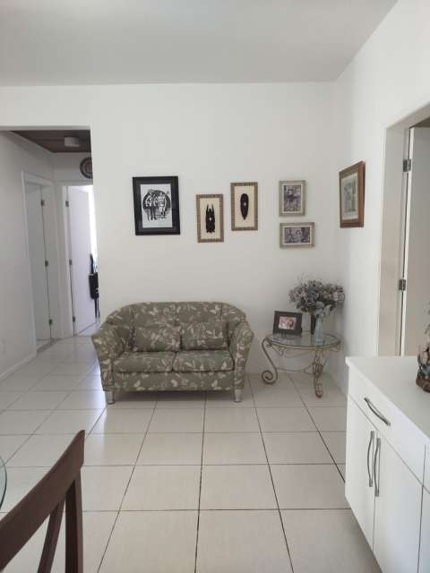 Apartamento na Barra com 2 quartos e 1 suíte, 85m² à venda por R$ 600.000,00