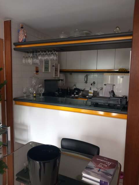 Apartamento na Pituba com 1 suíte, 46m² à venda por R$ 230.000,00
