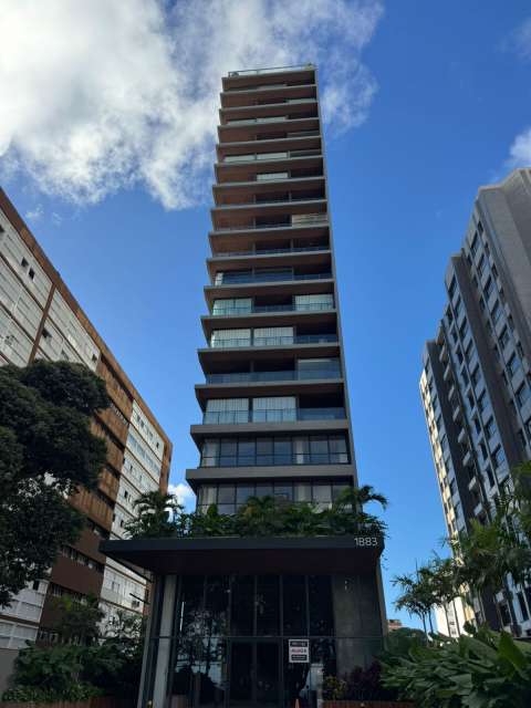 Loja, Vitória - Salvador