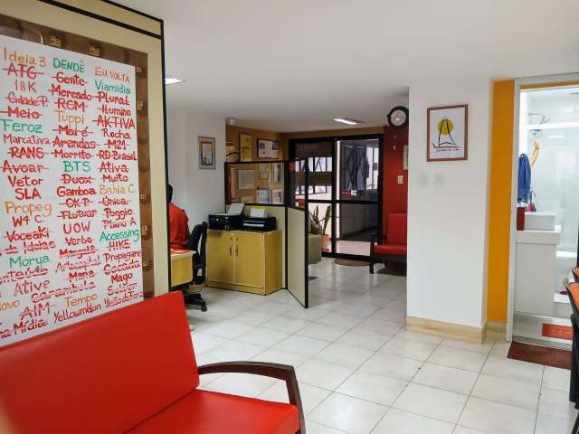 Loja na Barra com 75m², 1 vaga de garagem, à venda por R$ 750.000,00