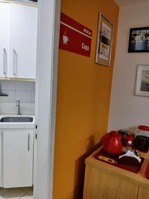 Loja na Barra com 75m², 1 vaga de garagem, à venda por R$ 750.000,00