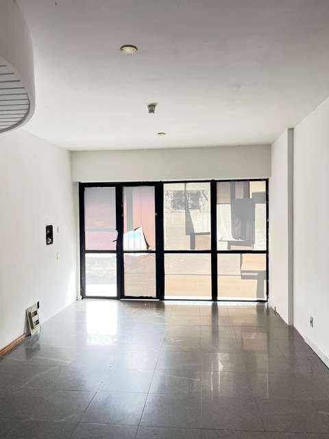 Loja no Rio Vermelho com 52m² à venda por R$ 150.000,00