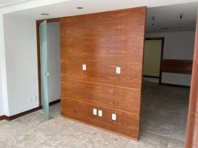 Salas no Caminho das Árvores com 166m² à venda por R$ 1.300.000,00