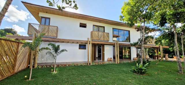 Casa em Praia do Forte com 5 quartos sendo 5 suítes, 387m² à venda por R$ 4.900.000,00