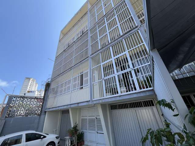 Apartamento na Graça com 3 quartos sendo 1 suíte, 120m², 1 vaga de garagem, à venda por R$ 535.000,00