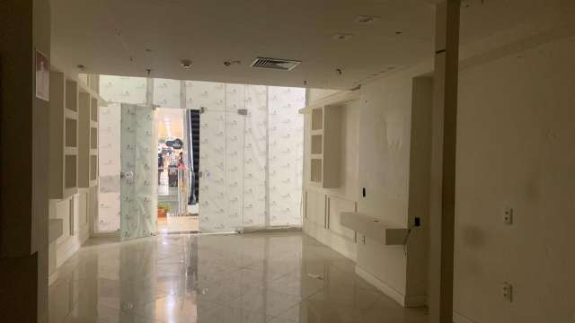 Loja, Itaigara - Salvador