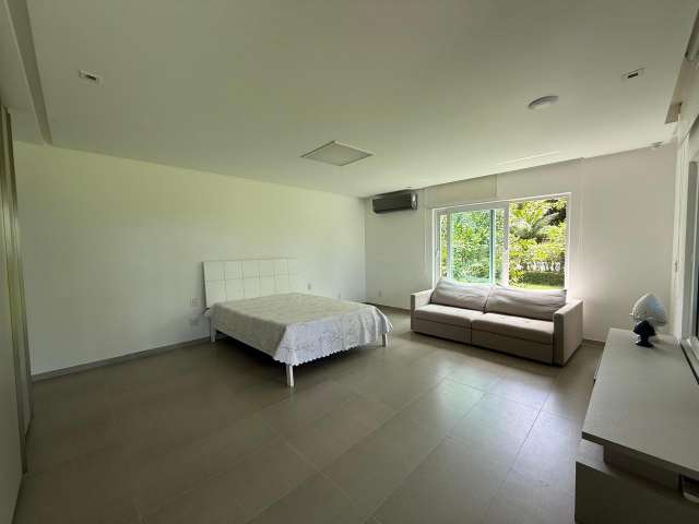 Casa no Encontro das Águas com 4 suítes, 382m² à venda por R$ 8.800.000,00