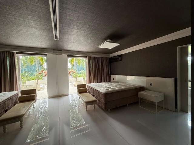 Casa no Encontro das Águas com 4 suítes, 382m² à venda por R$ 8.800.000,00