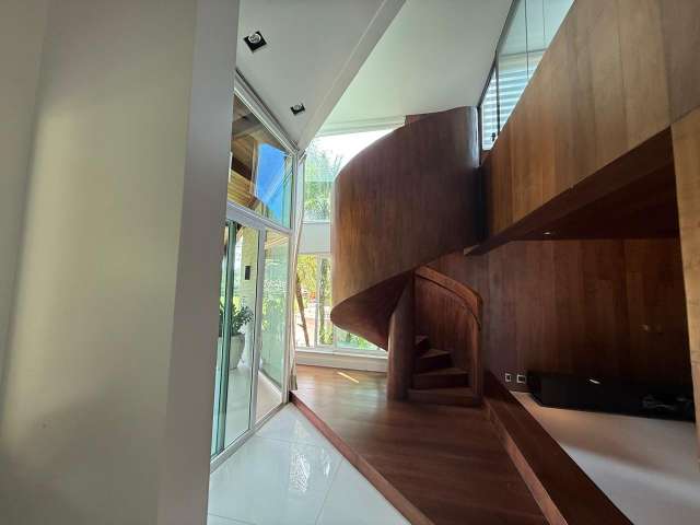 Casa no Encontro das Águas com 4 suítes, 382m² à venda por R$ 8.800.000,00