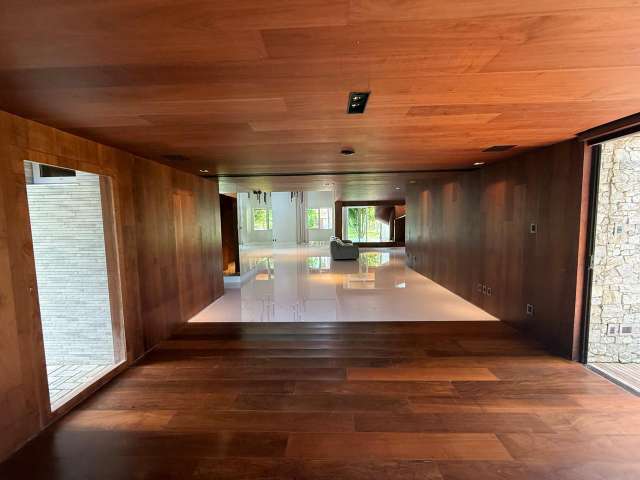 Casa no Encontro das Águas com 4 suítes, 382m² à venda por R$ 8.800.000,00