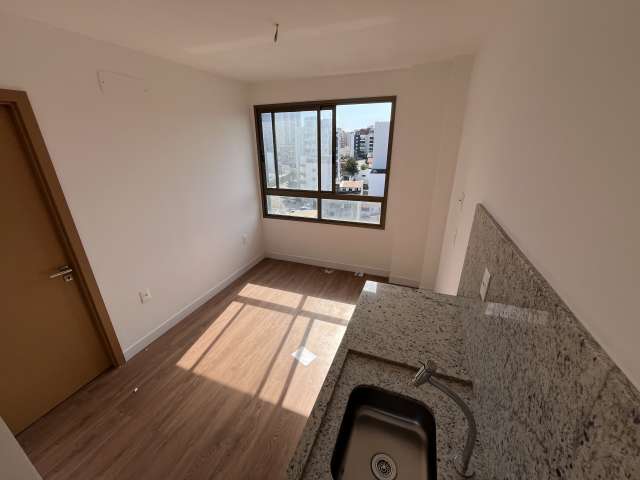 Apartamento na Barra com  1 suíte, 27m² à venda por R$ 590.000,00