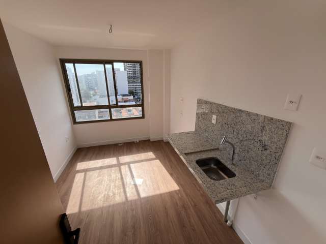 Apartamento na Barra com  1 suíte, 27m² à venda por R$ 590.000,00