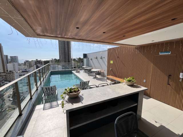 Apartamento na Barra com  1 suíte, 27m² à venda por R$ 590.000,00