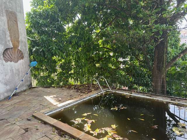 Casa no Candeal com 4 quartos sendo 3 suítes, 398m² à venda por R$ 900.000,00