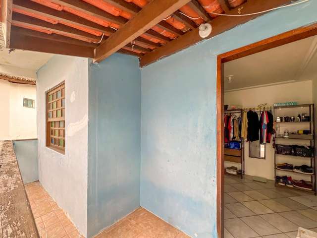 Casa Stella Maris com 4 quartos e 1 suíte, 116m² à venda por R$ 505.000,00