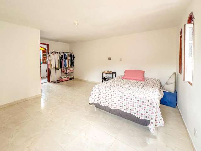 Casa Stella Maris com 4 quartos e 1 suíte, 116m² à venda por R$ 505.000,00