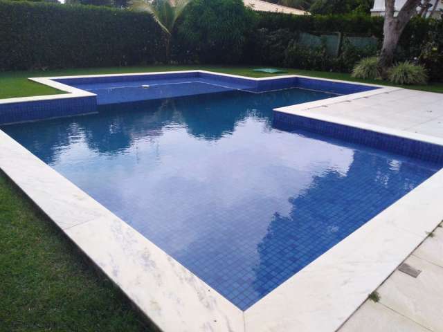 Casa com 5 quartos e 5 suítes, 1.000,00 m² para alugar por R$ 27.200,00 - Busca Vida - Camaçari/BA 