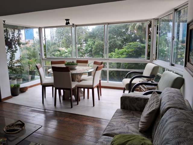 Apartamento na Federação com 4 quartos sendo 2 suítes, 176m² à venda por R$ 900.000,00