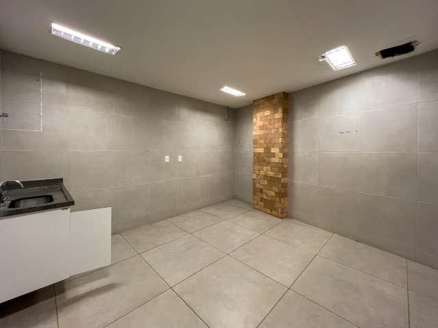 Loja com 697m² para alugar por R$ 40.000,00 - Caminho das Árvores, Salvador/BA  